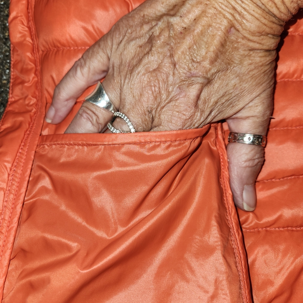 Bernardo Goose Down Puffer Vest Size M Charcoal Grey Orange Inner Lightweight - Picture 10 of 11